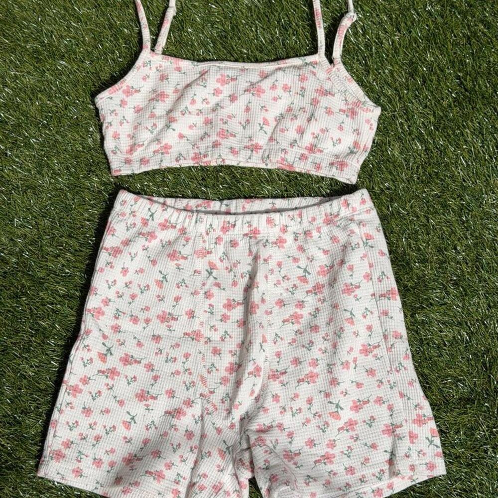 Edikted white pink floral set